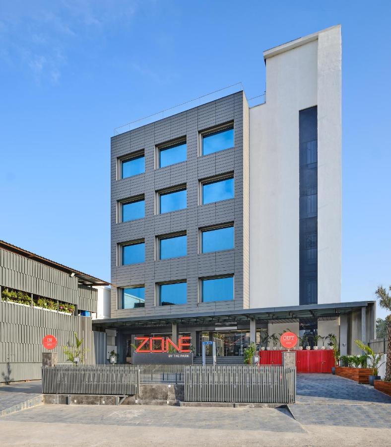 Zone By The Park Pathankot Exterior photo